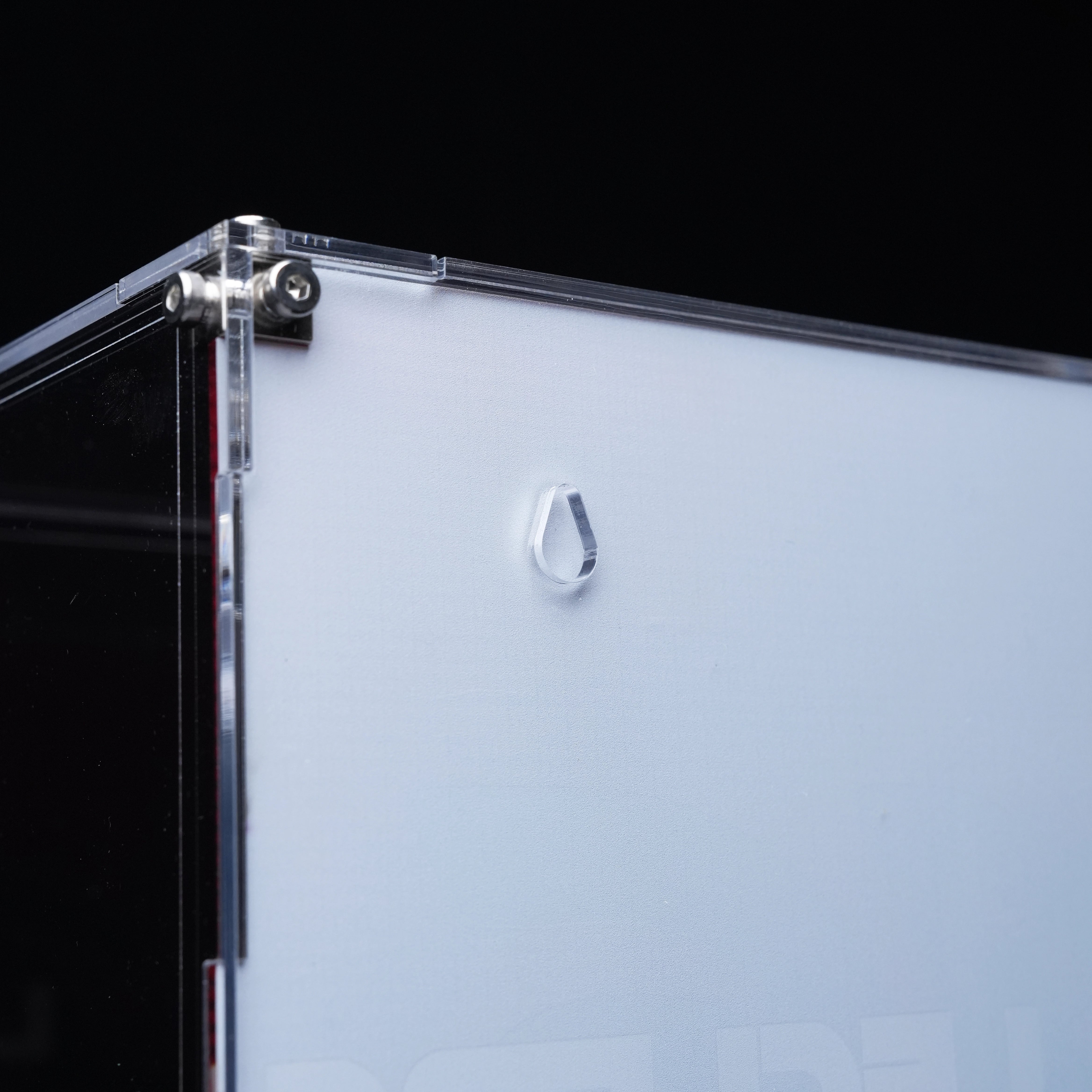 Wall mounted Display Case For LEGO® Editions F1 43014 Leclerc’s Helmet