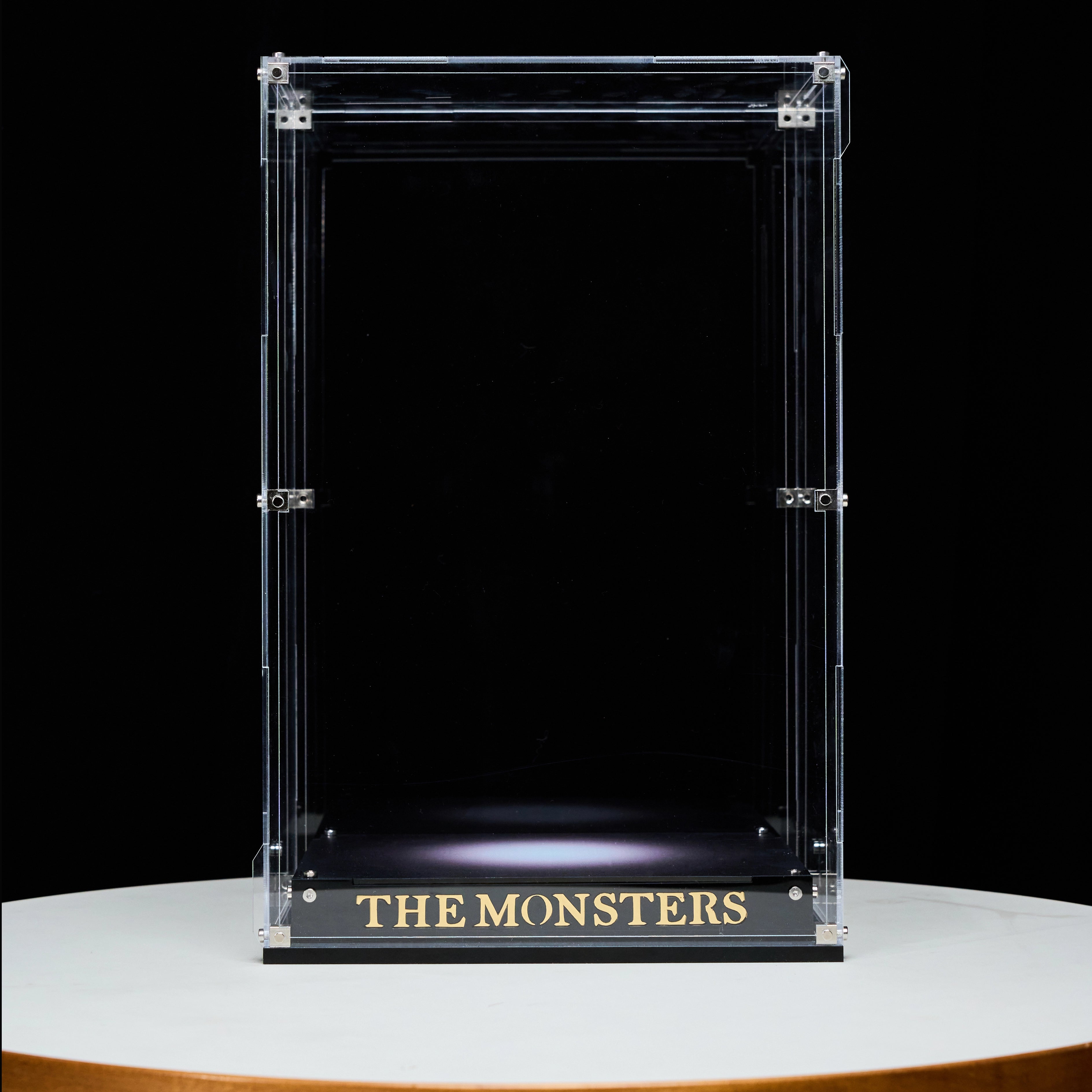 【Preorder 10 days】M-Size Ultra Acrylic Display Case for POPMART Labubu