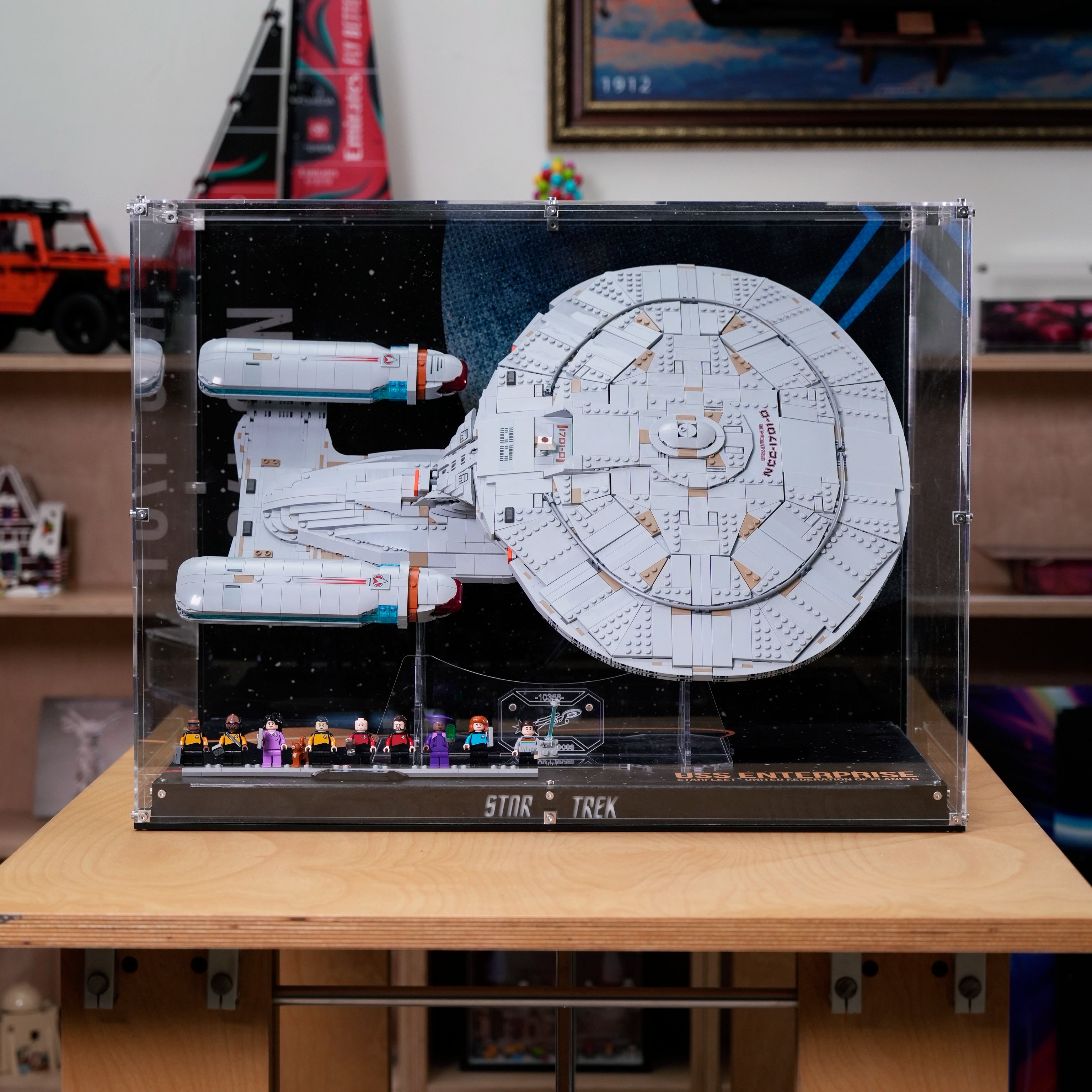 【Premium】 Display Case For LEGO 10356 Star Trek: U.S.S. Enterprise NCC-1701-D™