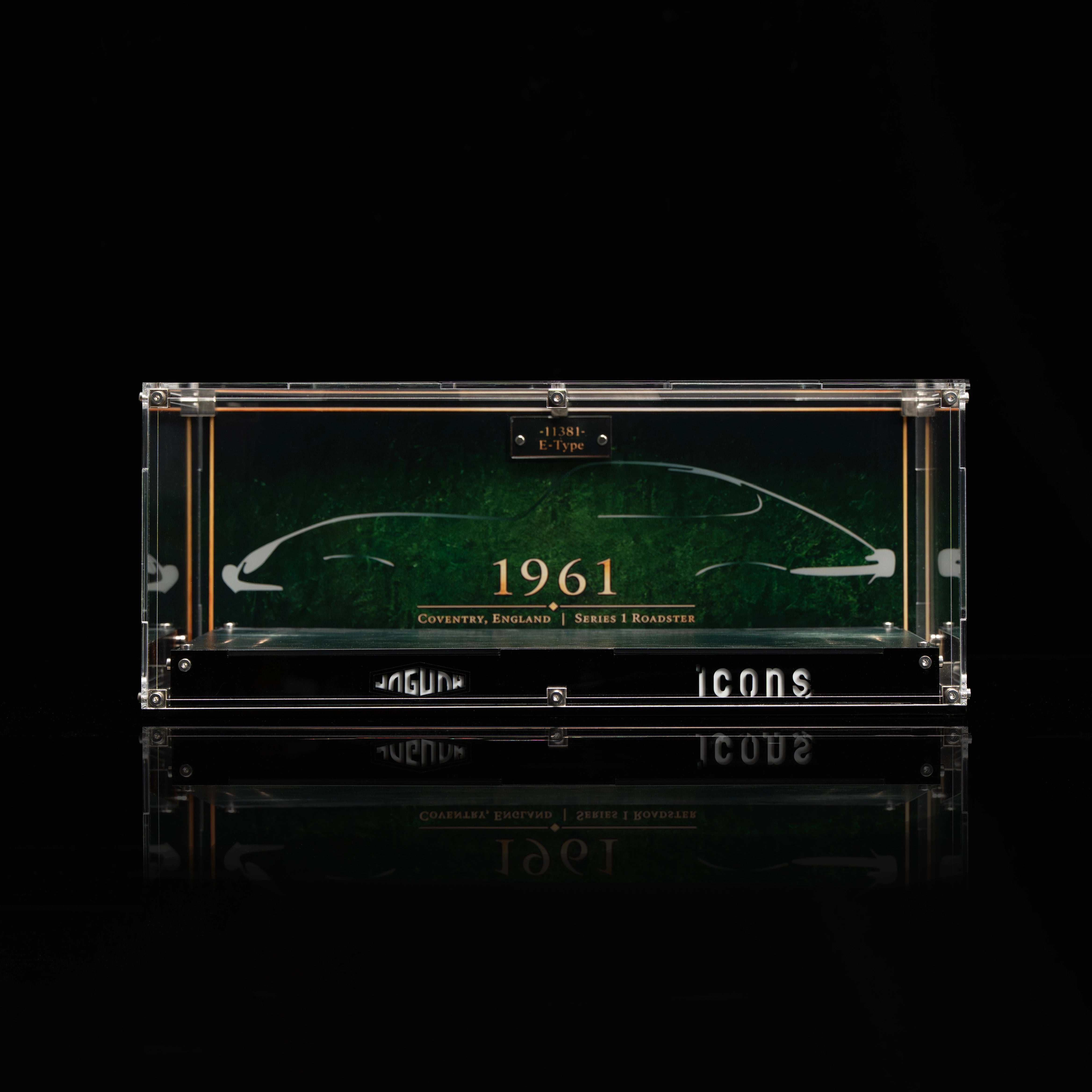 Acrylic Display case For LEGO® Icons 11381 Jaguar E-Type