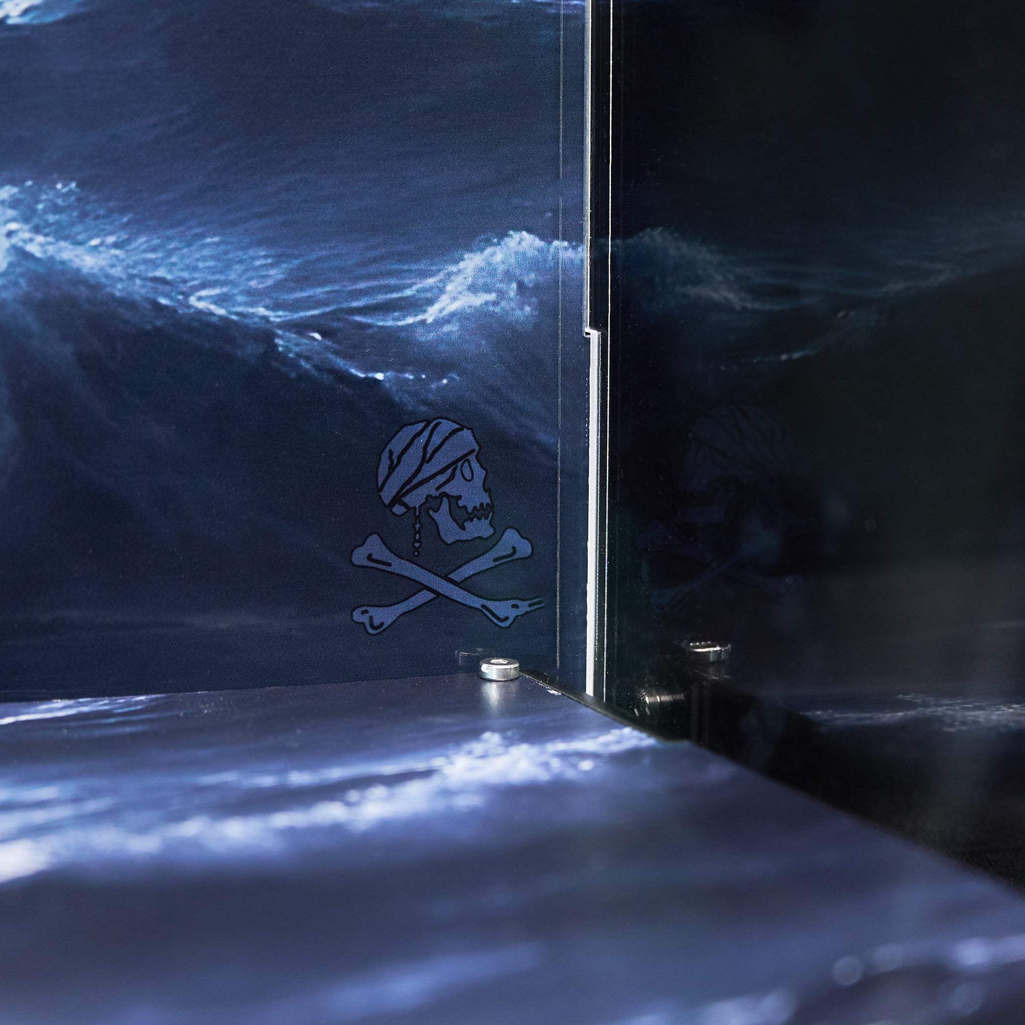 【Preorder for 15 days】【Premium】 Display Case For LEGO 10365 Captain Jack Sparrow's Pirate Ship