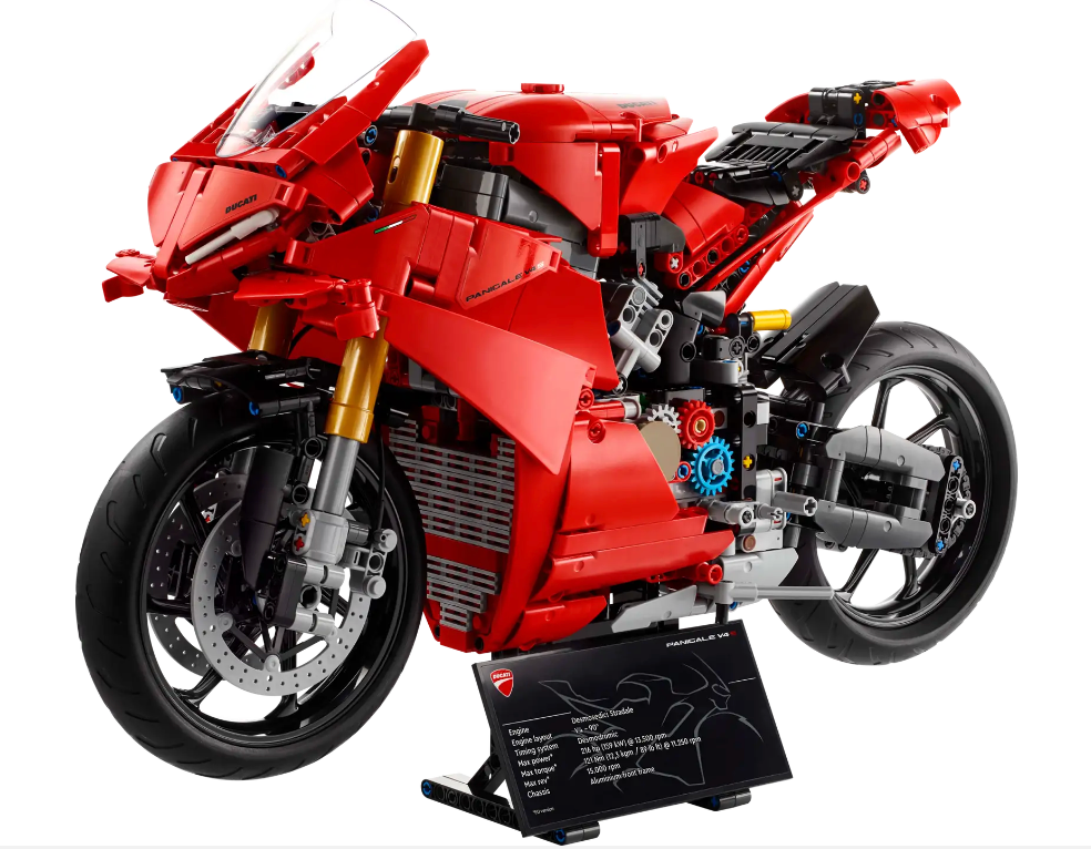 Everything you want to know about LEGO Technic 42202 Ducati Panigale V4 S Motorcycle is here!|| Mark's Magic