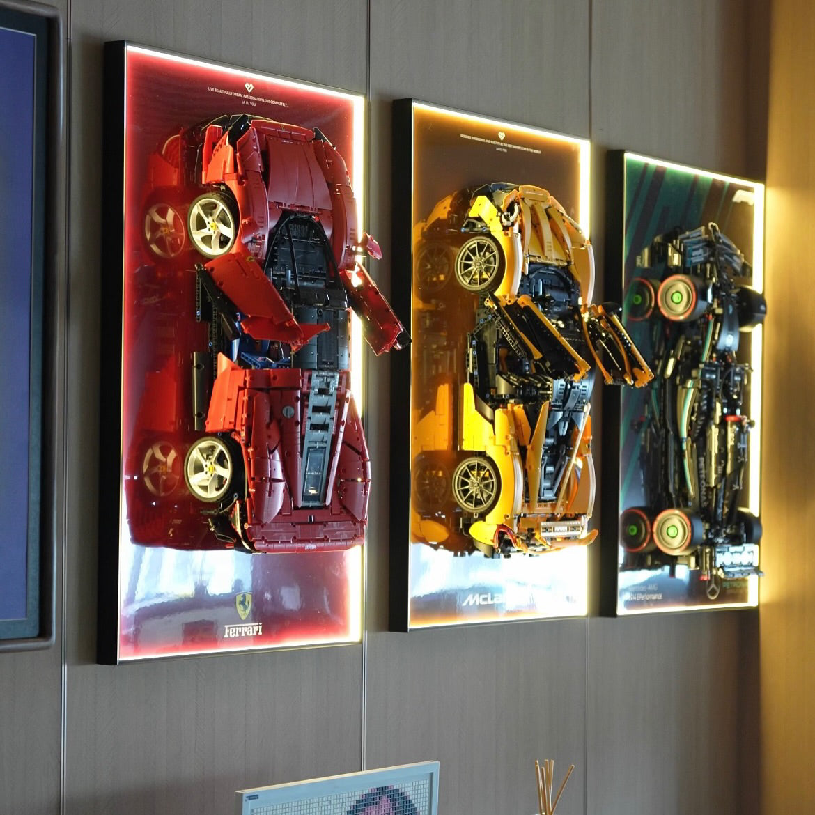 Lego MERCEDES AMG F1 42171 display