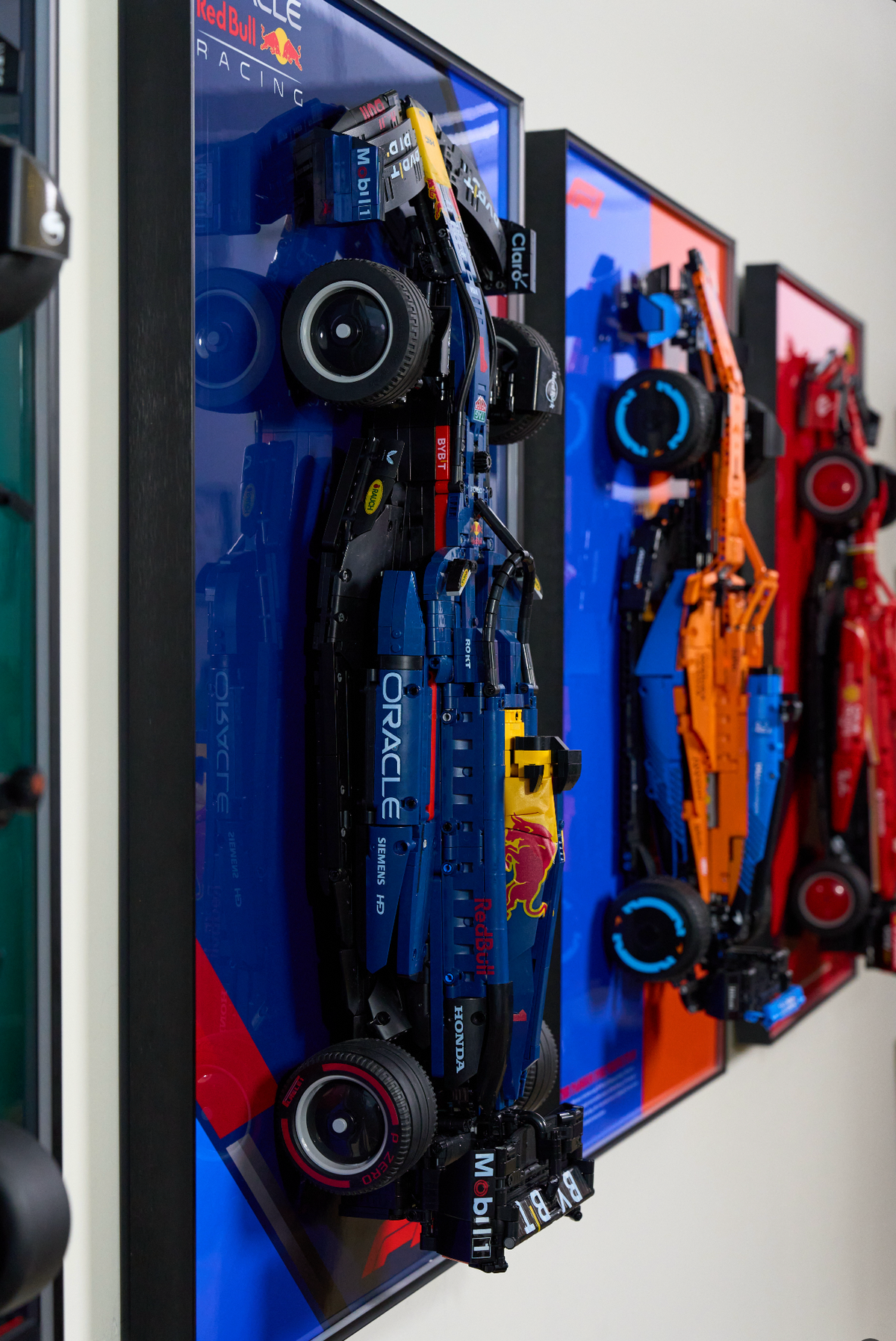 Wall Display Frame For LEGO® Technic™ F1 Series