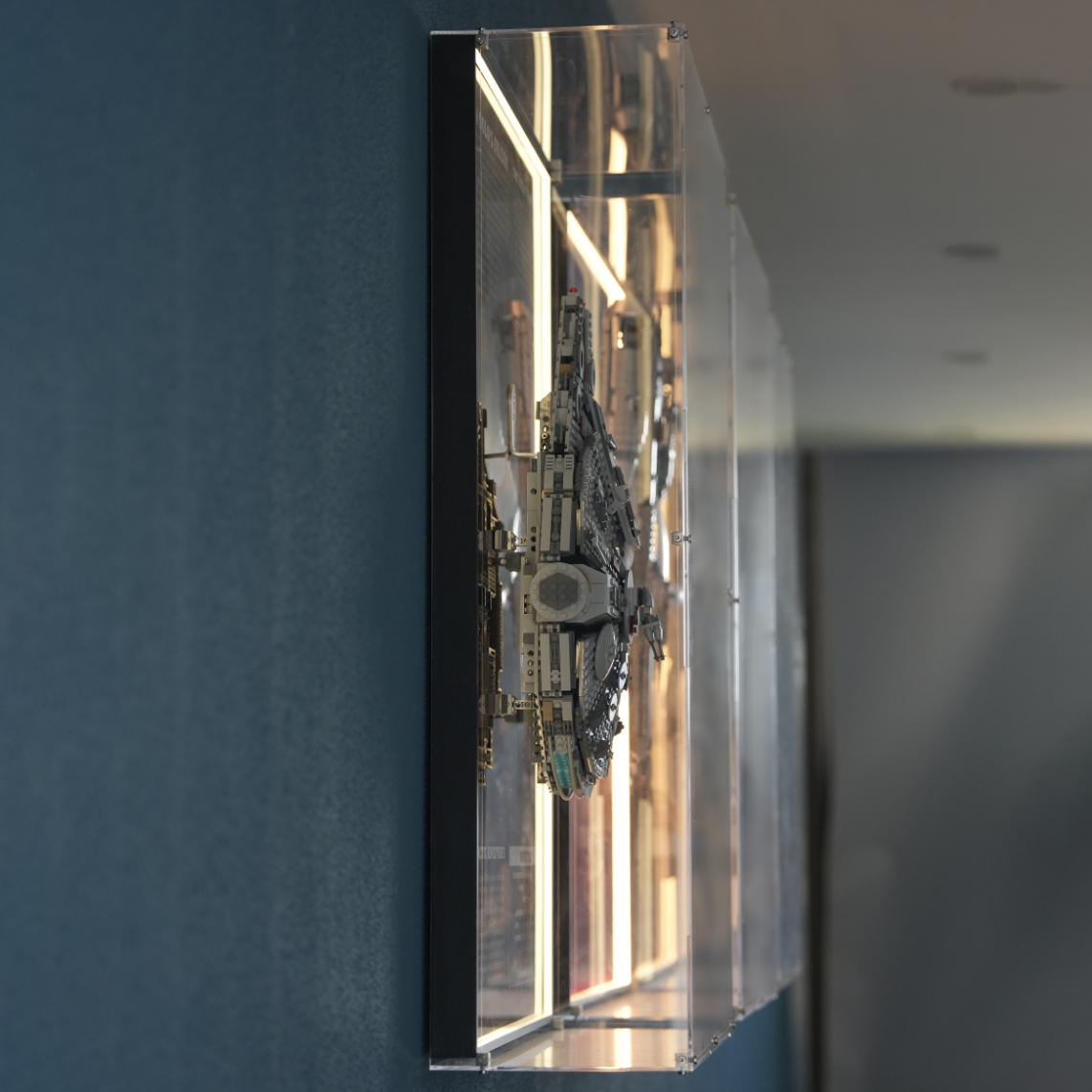 【FREE SHIPPING】 Acrylic Cover for LEGO Star Wars Wall Display Frame – Ultra-Clear & Dustproof