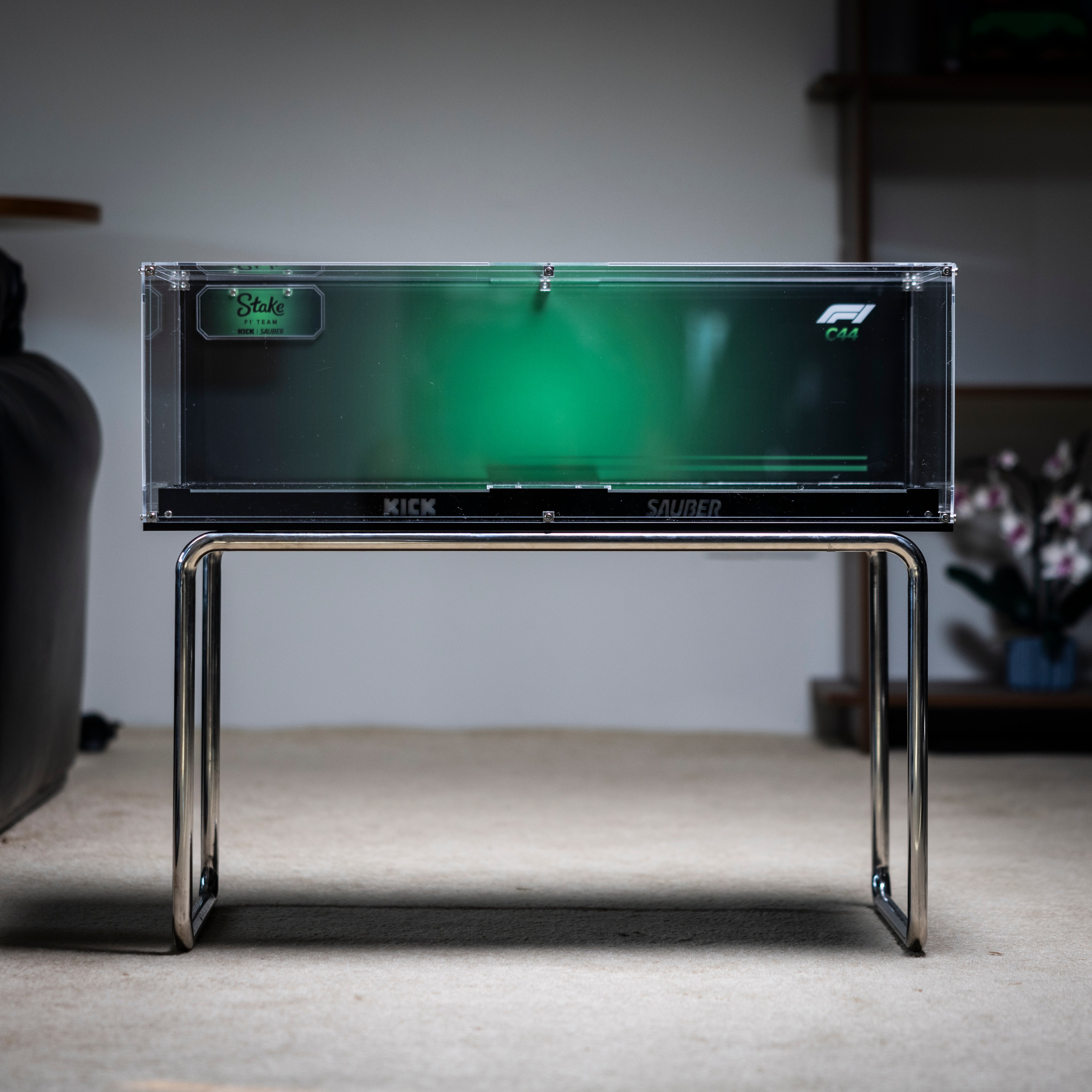 F1 CaDa KICK Sauber display case