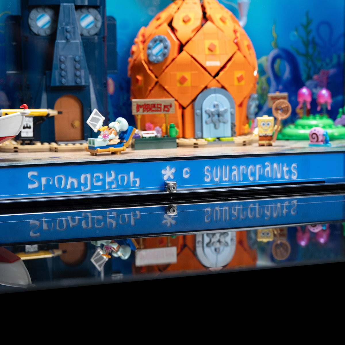 Acryl-Vitrine für LEGO® ICONS 11386 SpongeBob Schwammkopf: Bikini Bottom