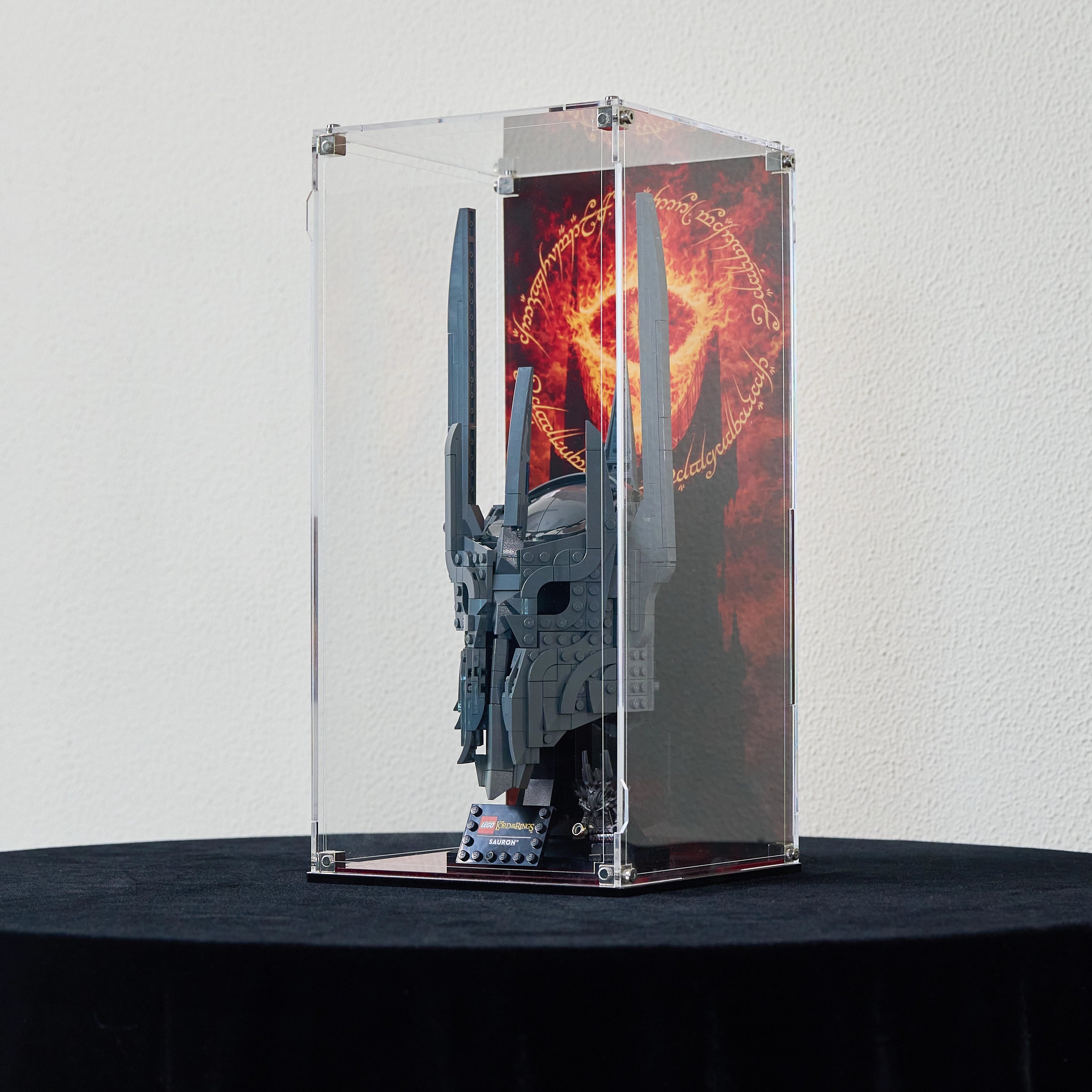【PREMIUM】 Display Case For LEGO ICONS 11373 The Lord of the Rings: Sauron's Helmet