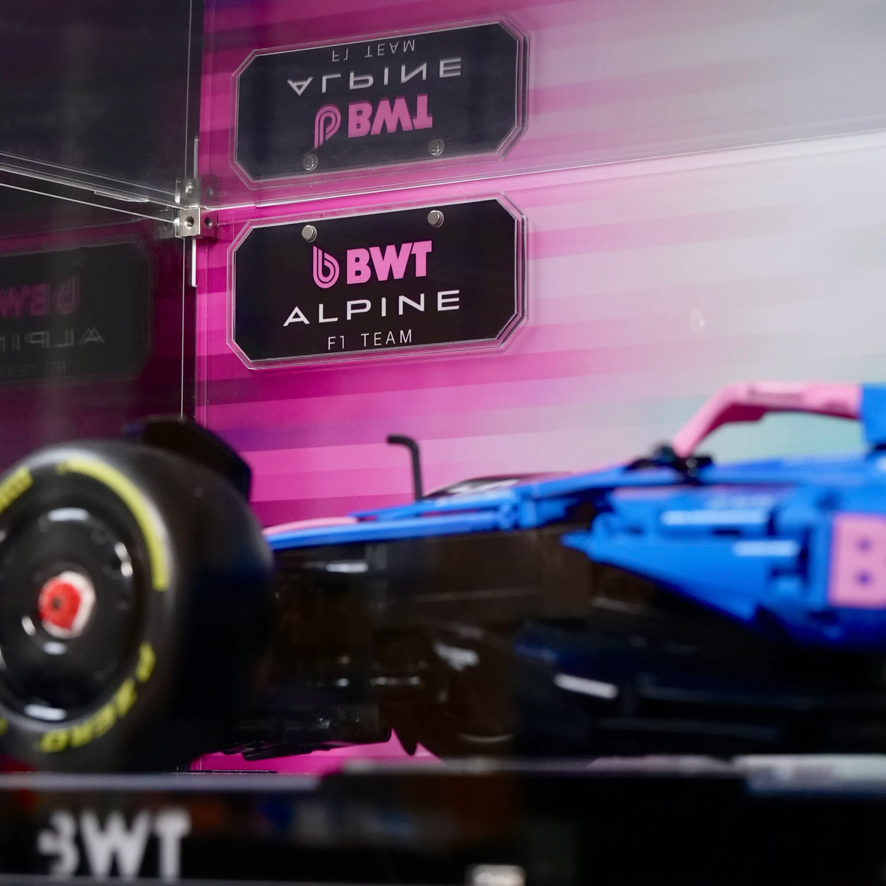 【PREMIUM】Acrylic Display Case for CaDA BWT Alpine F1 A525