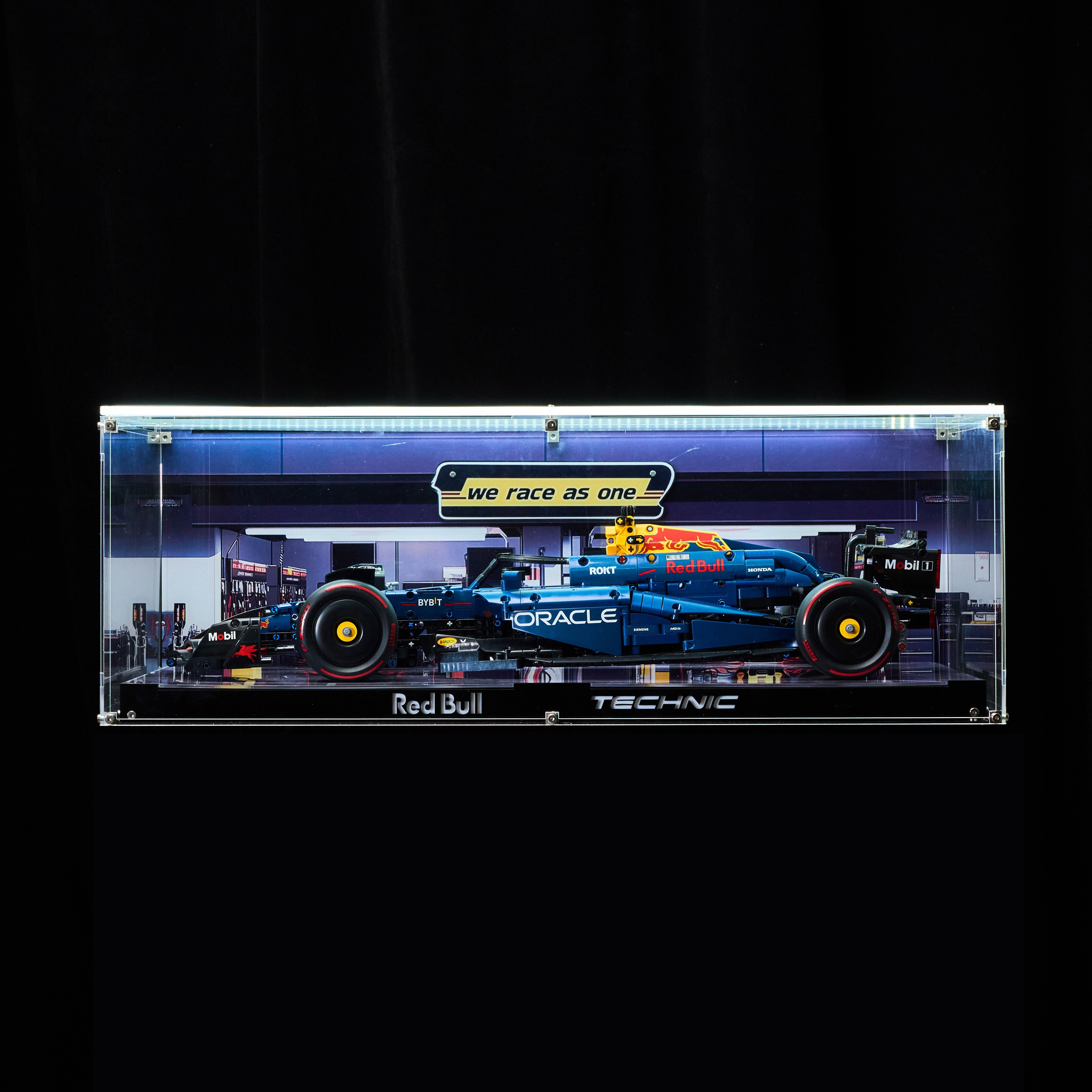 LEGO® F1  RB20 display acrylic case