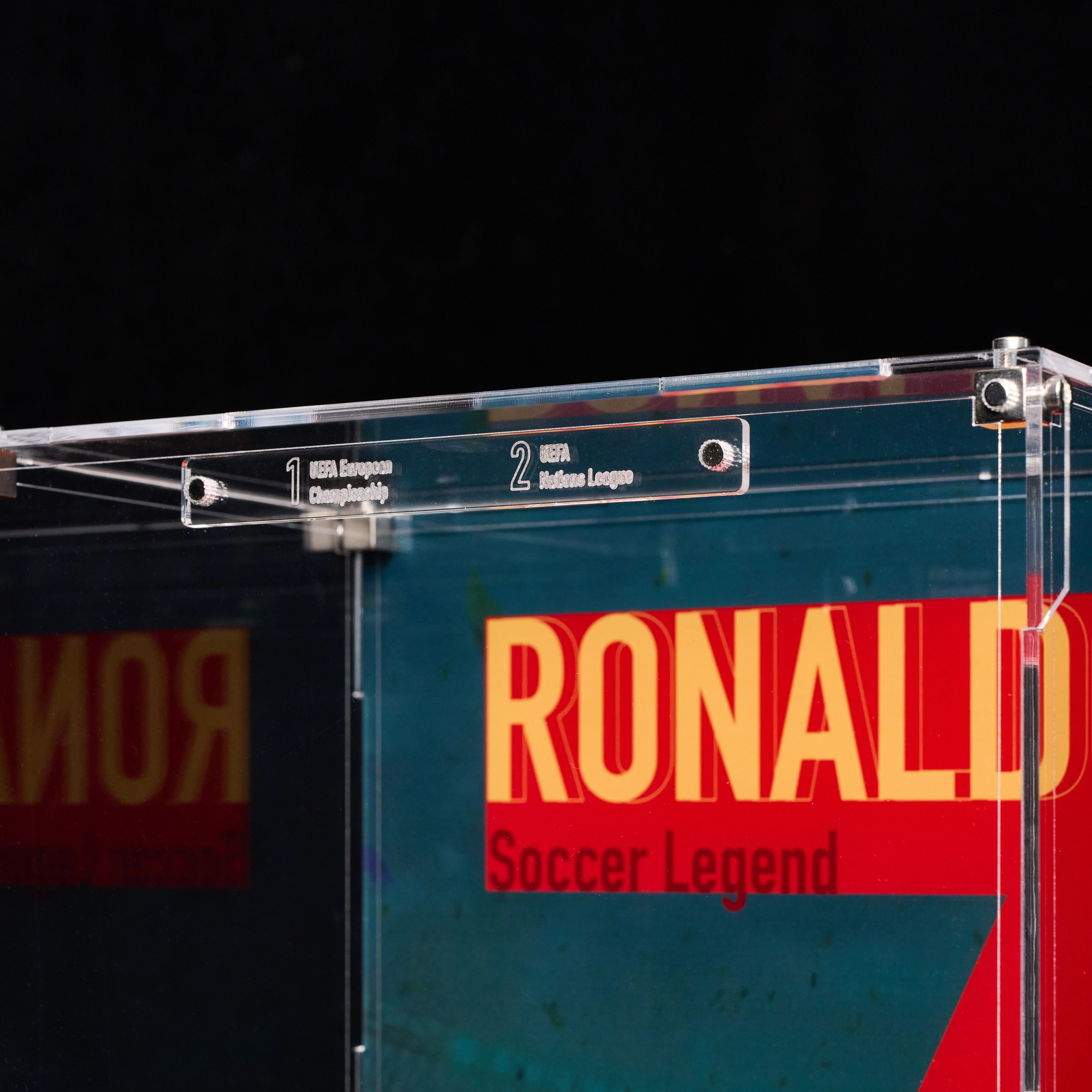 【PREMIUM】 Display Case For LEGO® Editions 43016 Cristiano Ronaldo – Soccer Legend