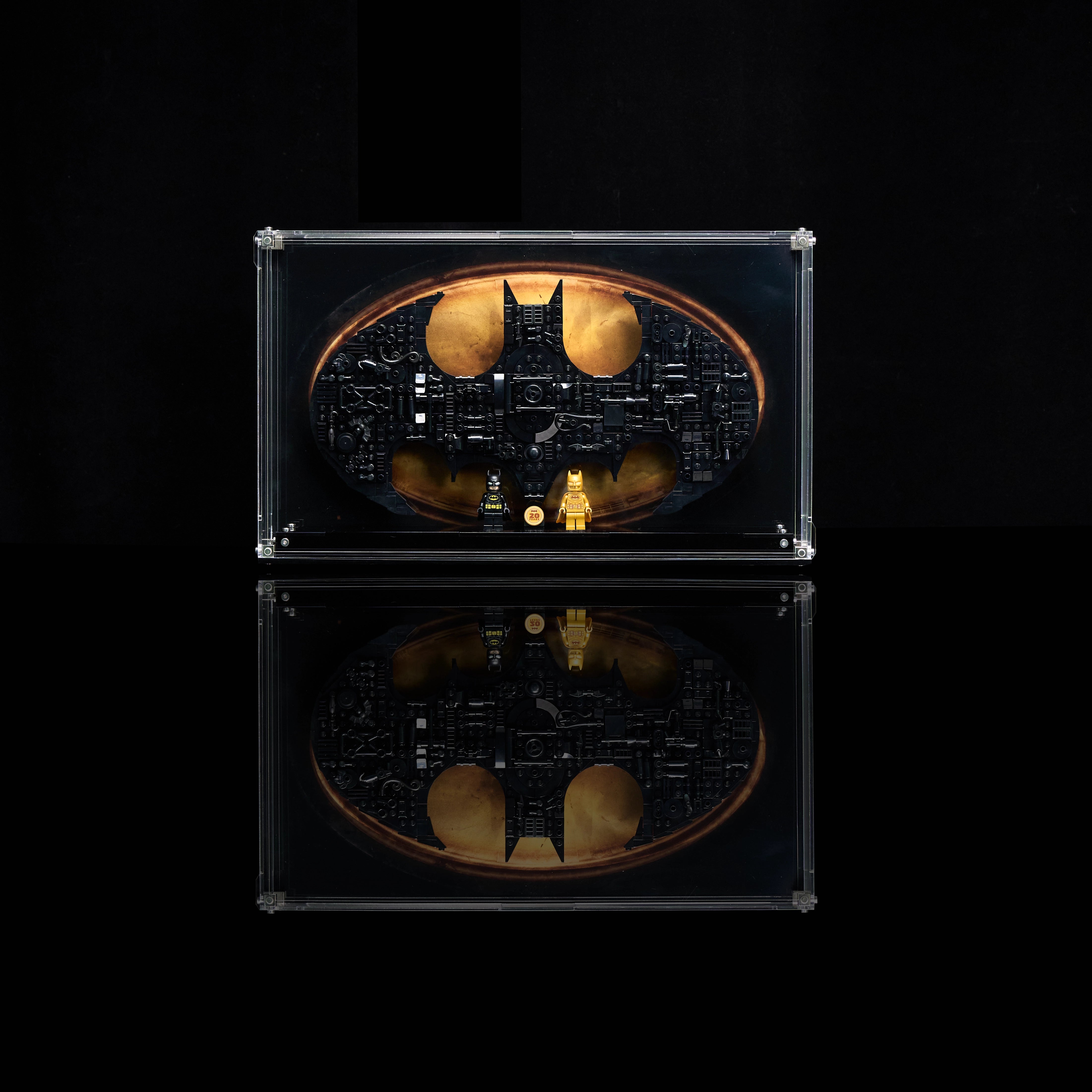 【PREMIUM】 Display Acrylic Case For LEGO 76330 Batman™ Logo