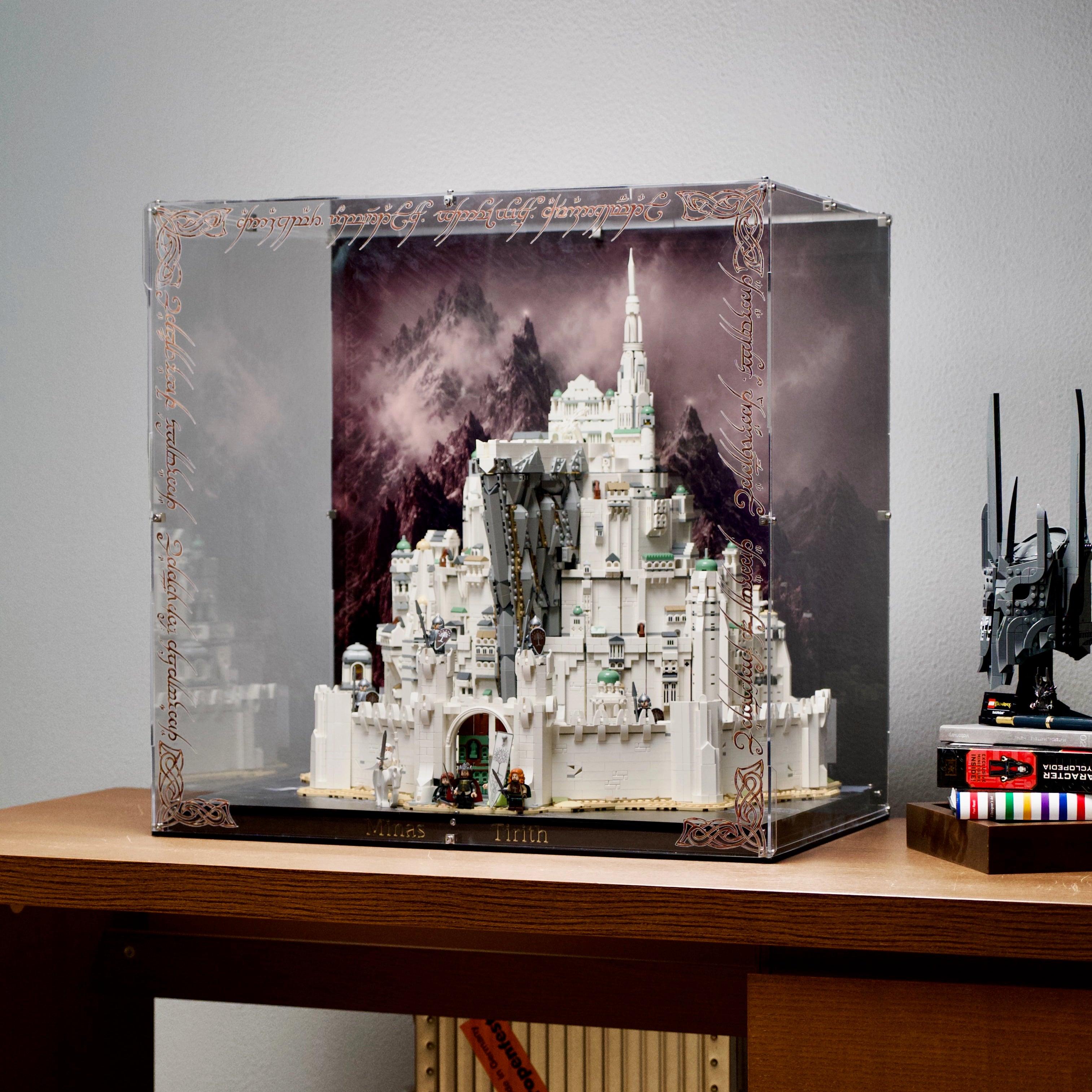 【PREMIUM】 Double-Sided Display Acrylic Case For LEGO ICONS 11377 Lord of the Rings Minas Tirith