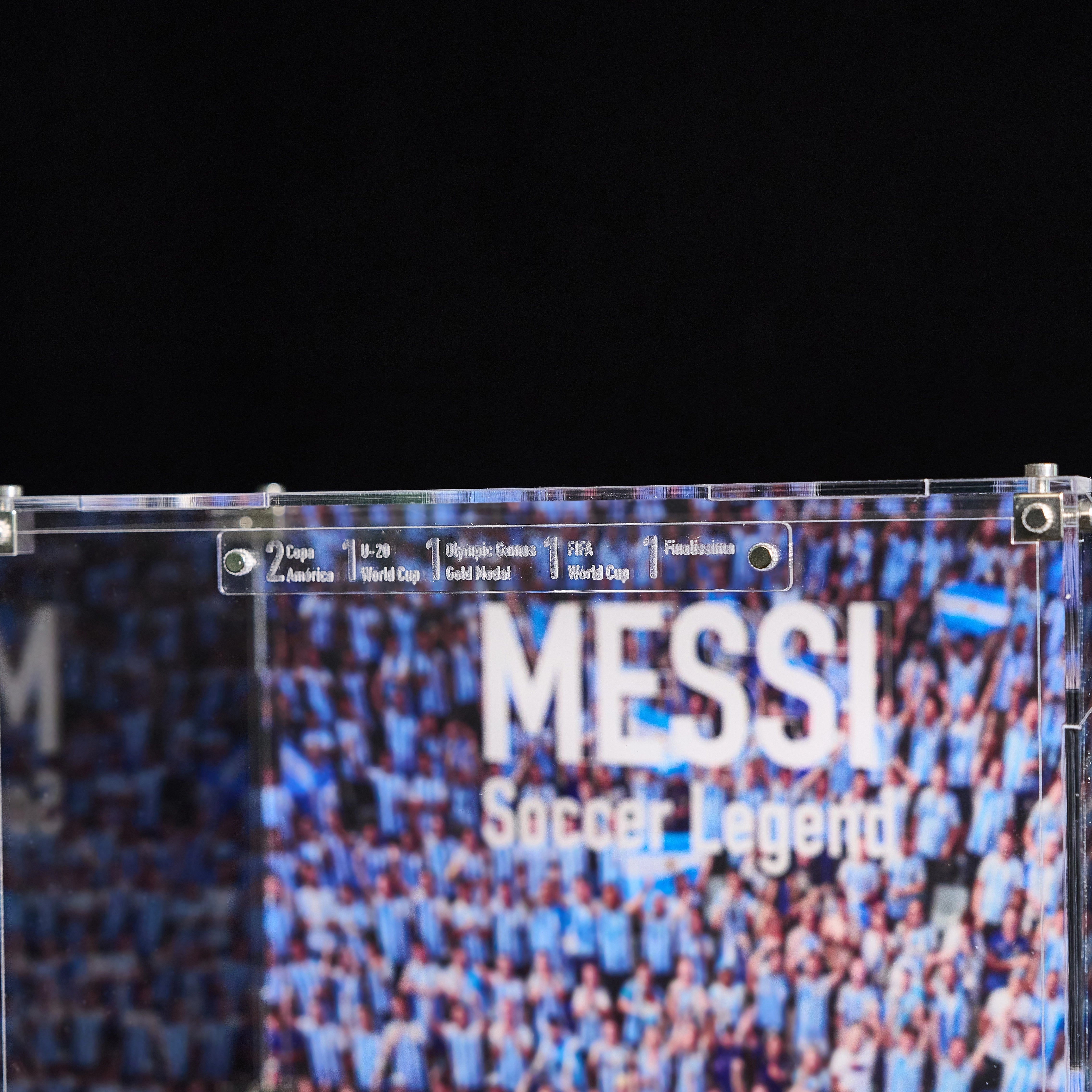 【PREMIUM】 Display Case For LEGO Editions 43015 Lionel Messi – Soccer Legend