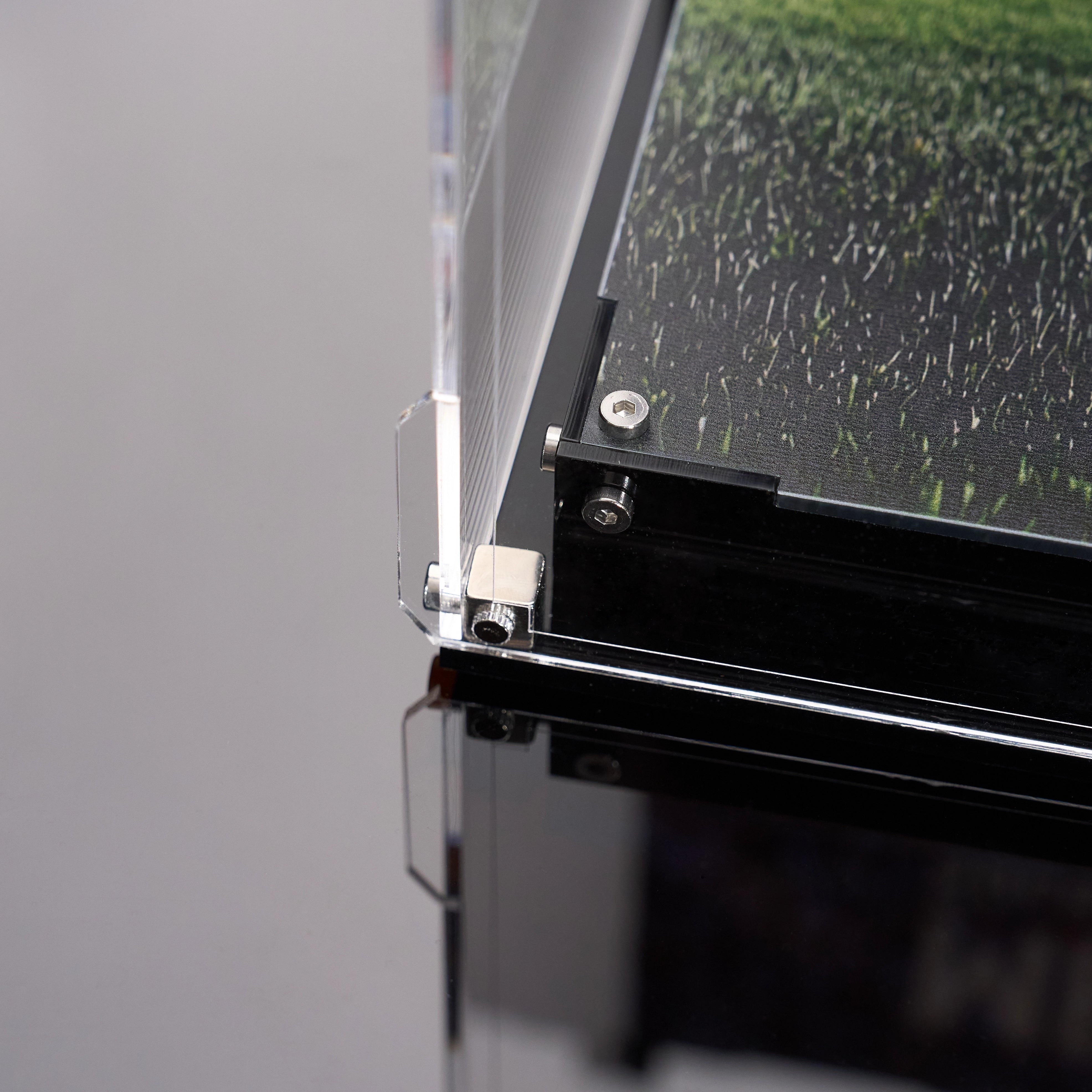 【PREMIUM】 Display Case For LEGO Editions 43015 Lionel Messi – Soccer Legend
