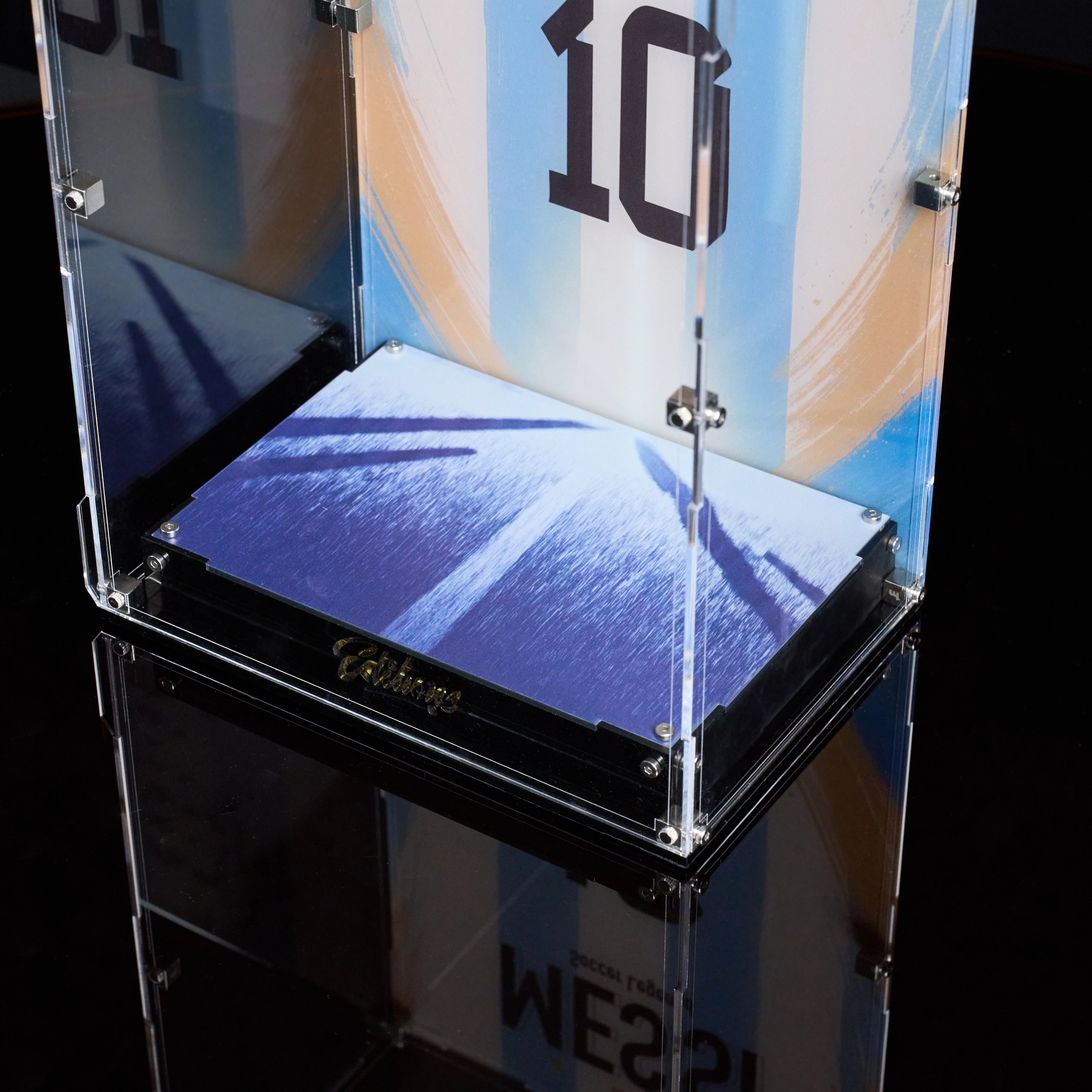 【PREMIUM】 Display Case For LEGO Editions 43015 Lionel Messi – Soccer Legend