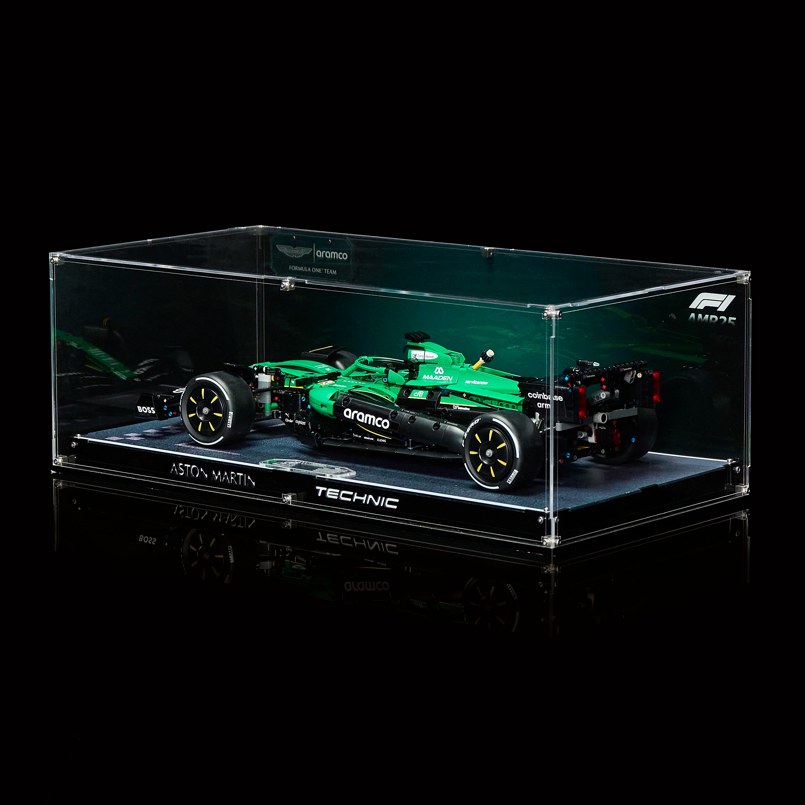 【PREMIUM】 Display Case For LEGO Technic™ 42240 Aston Martin Aramco AMR25 F1® Car