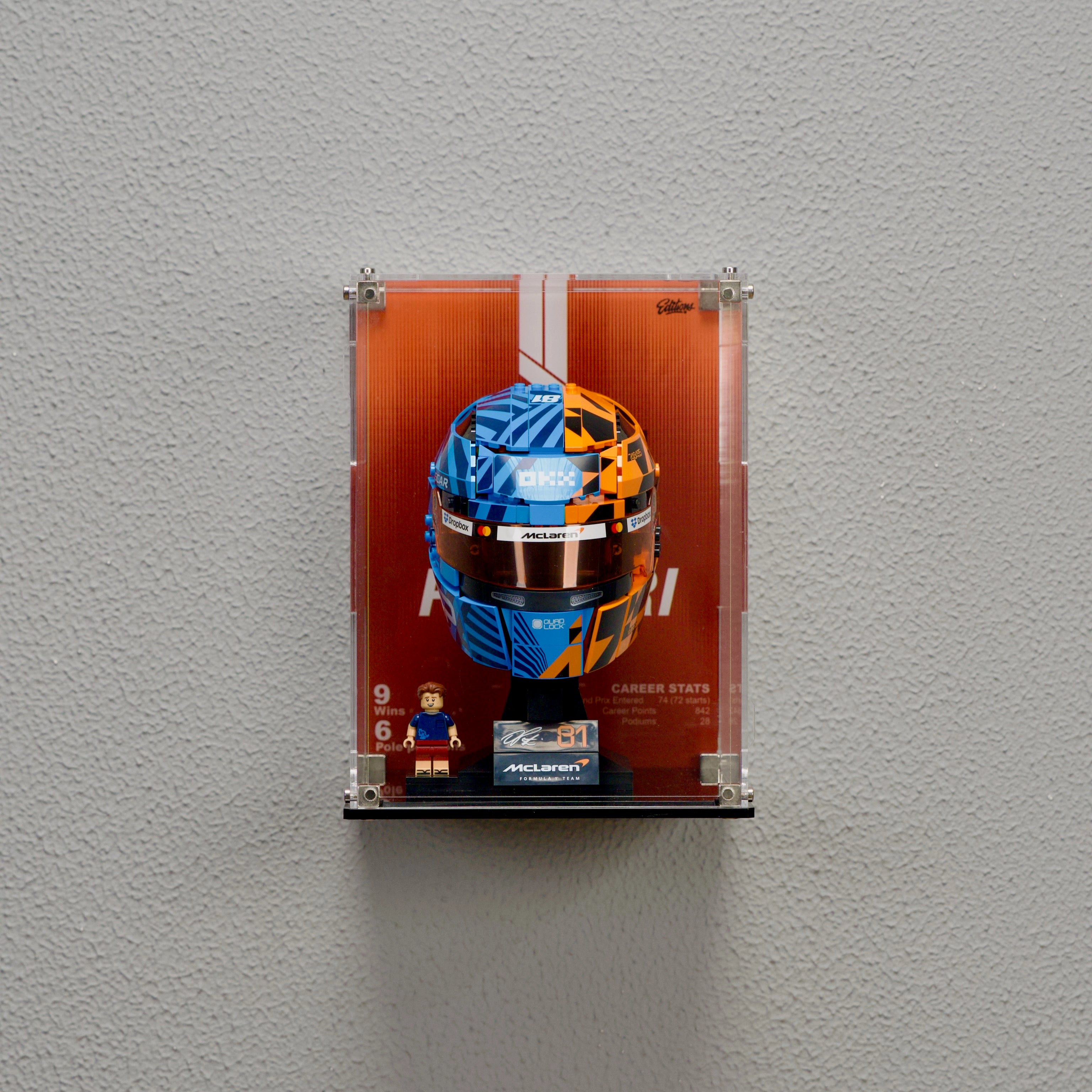 Wall mounted Display Case For LEGO® Editions F1 43017 Oscar Piastri Helmet
