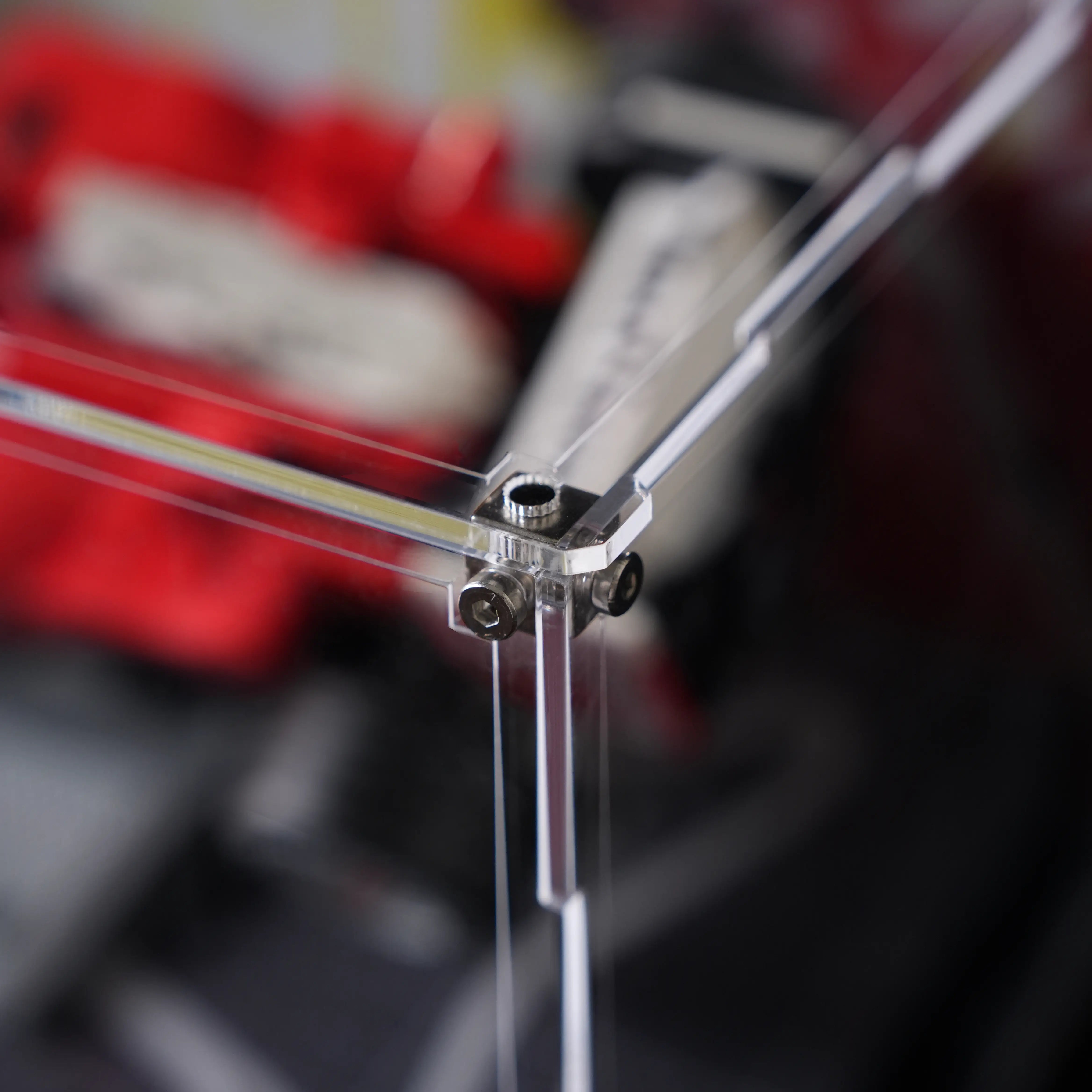 【Free Marlboro Sticker Included】LEGO® ICONS 11375 Ferrari F2004 & Michael Schumacher Ultra Acrylic Display Case