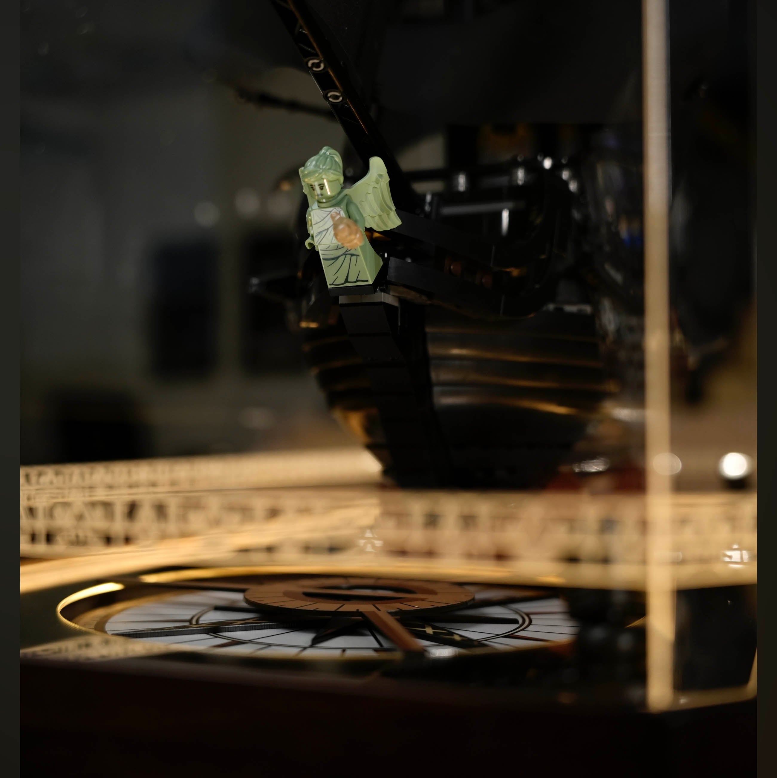 【Designer Edition】LED Display Case For LEGO 10365 Captain Jack Sparrow's Pirate Ship