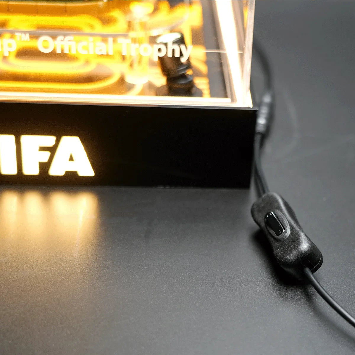 【Designer Edition】LED Light Display Case for LEGO 43020 FIFA World Cup Official Trophy