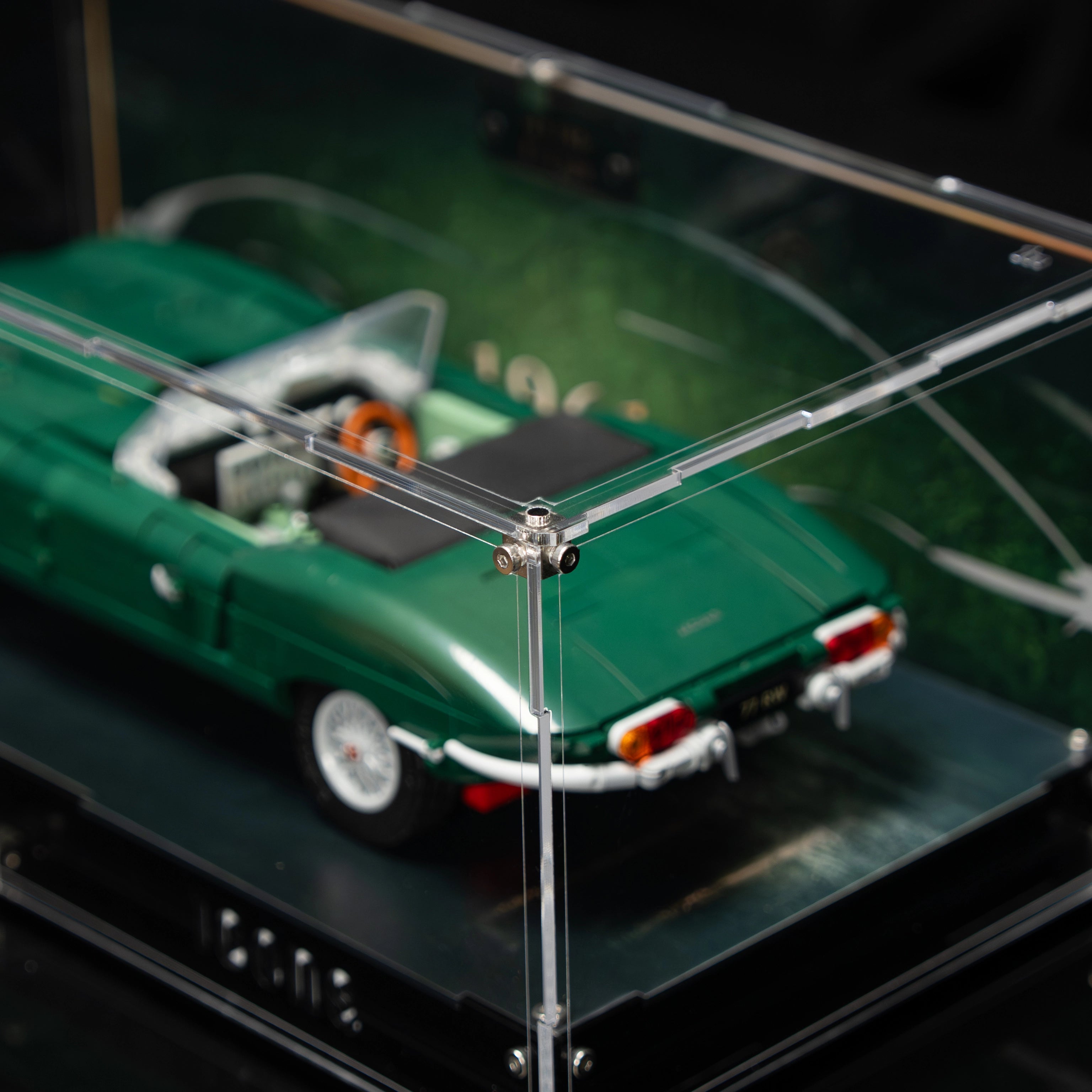 Acrylvitrine für LEGO® Icons 11381 Jaguar E-Type
