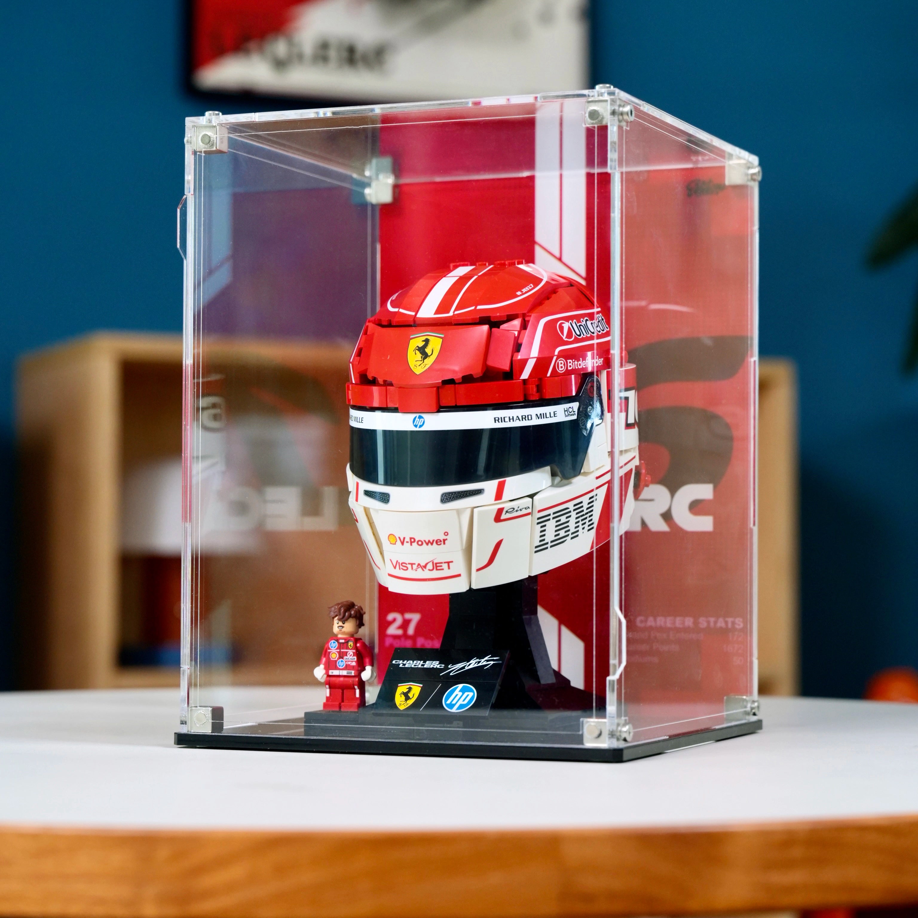 Wall mounted Display Case For LEGO® Editions F1 43014 Leclerc’s Helmet