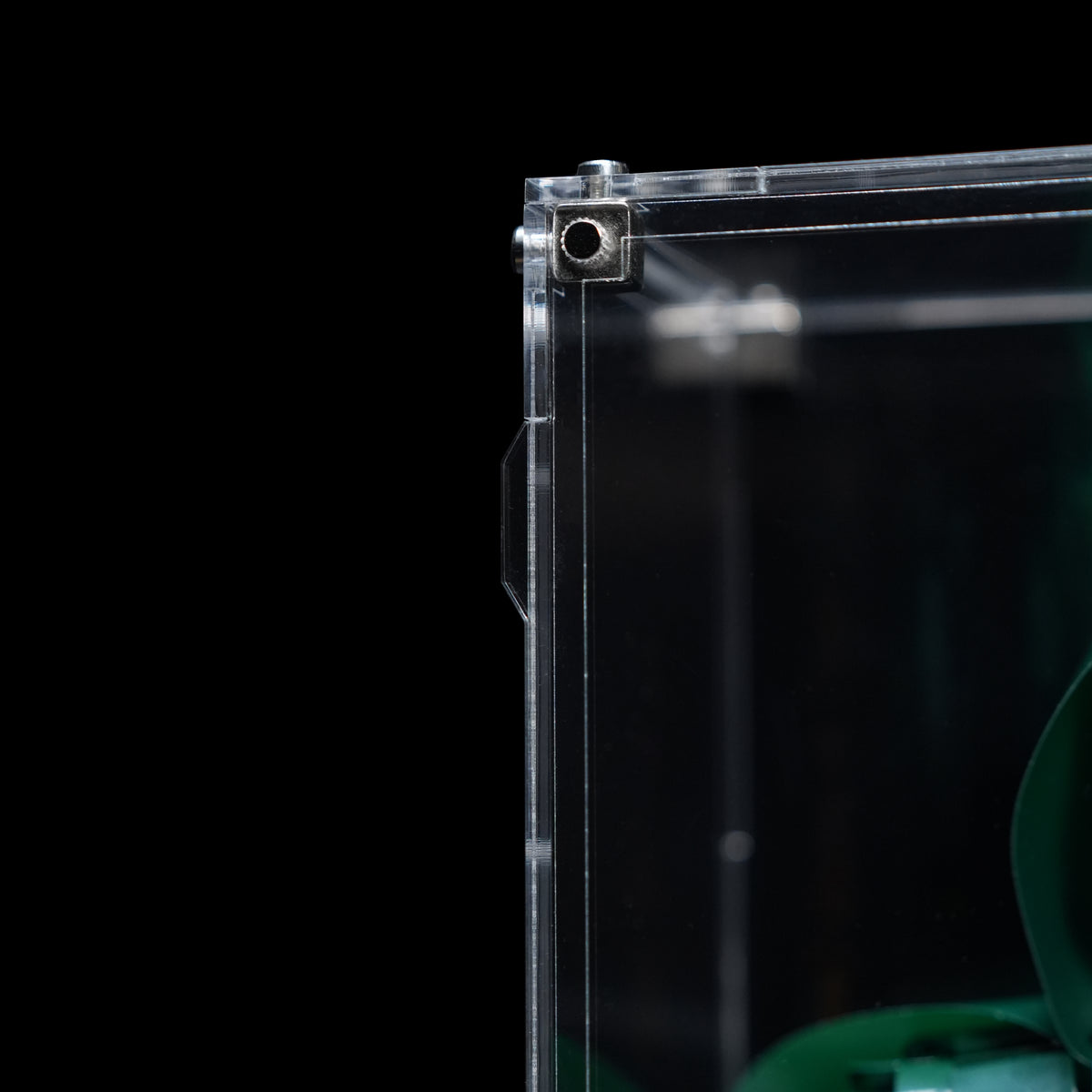 Wall mounted Display Case For LEGO Marvel 76345 Doctor Doom Bust