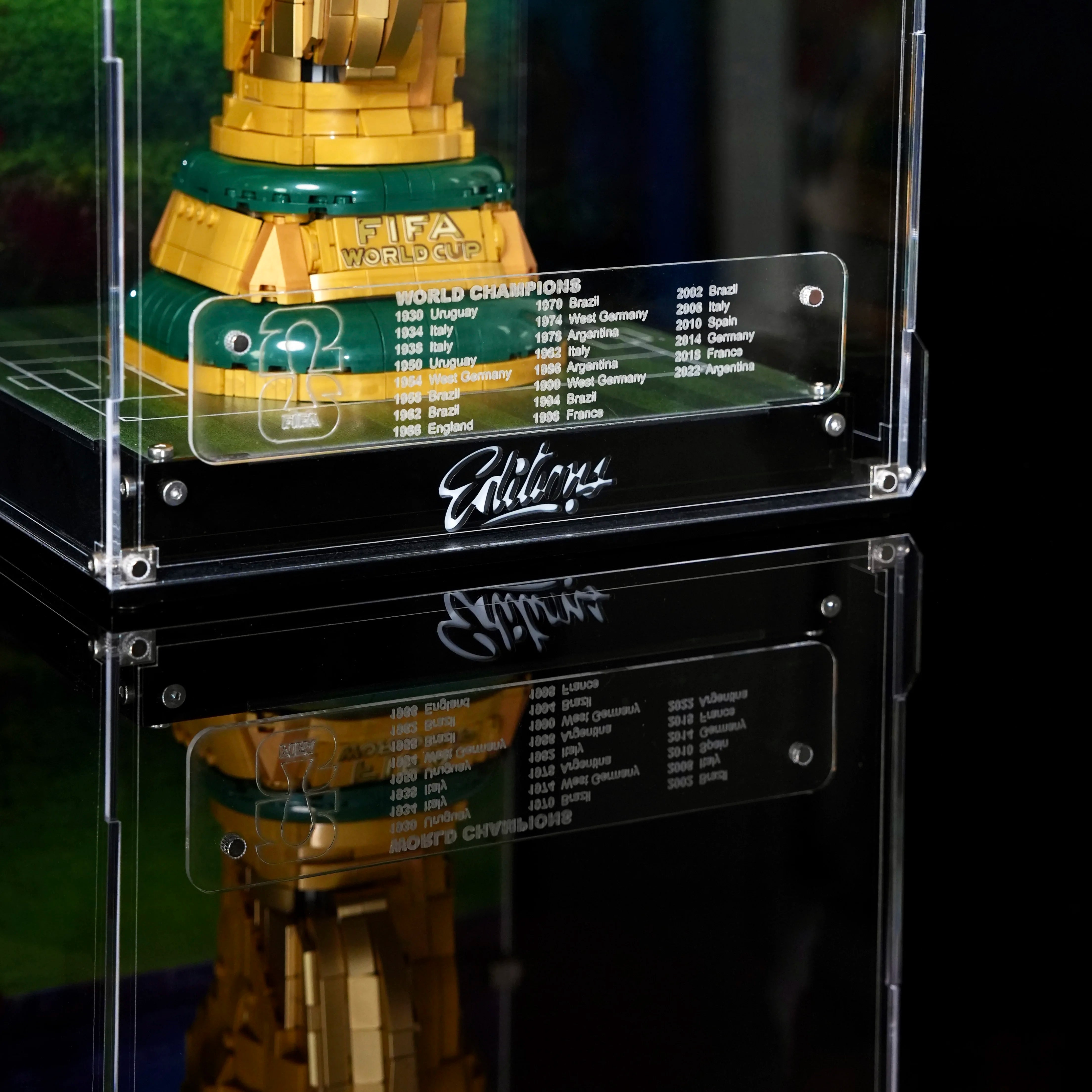 【PREMIUM】 Display Case For LEGO Editions 43020 FIFA World Cup™ Official Trophy