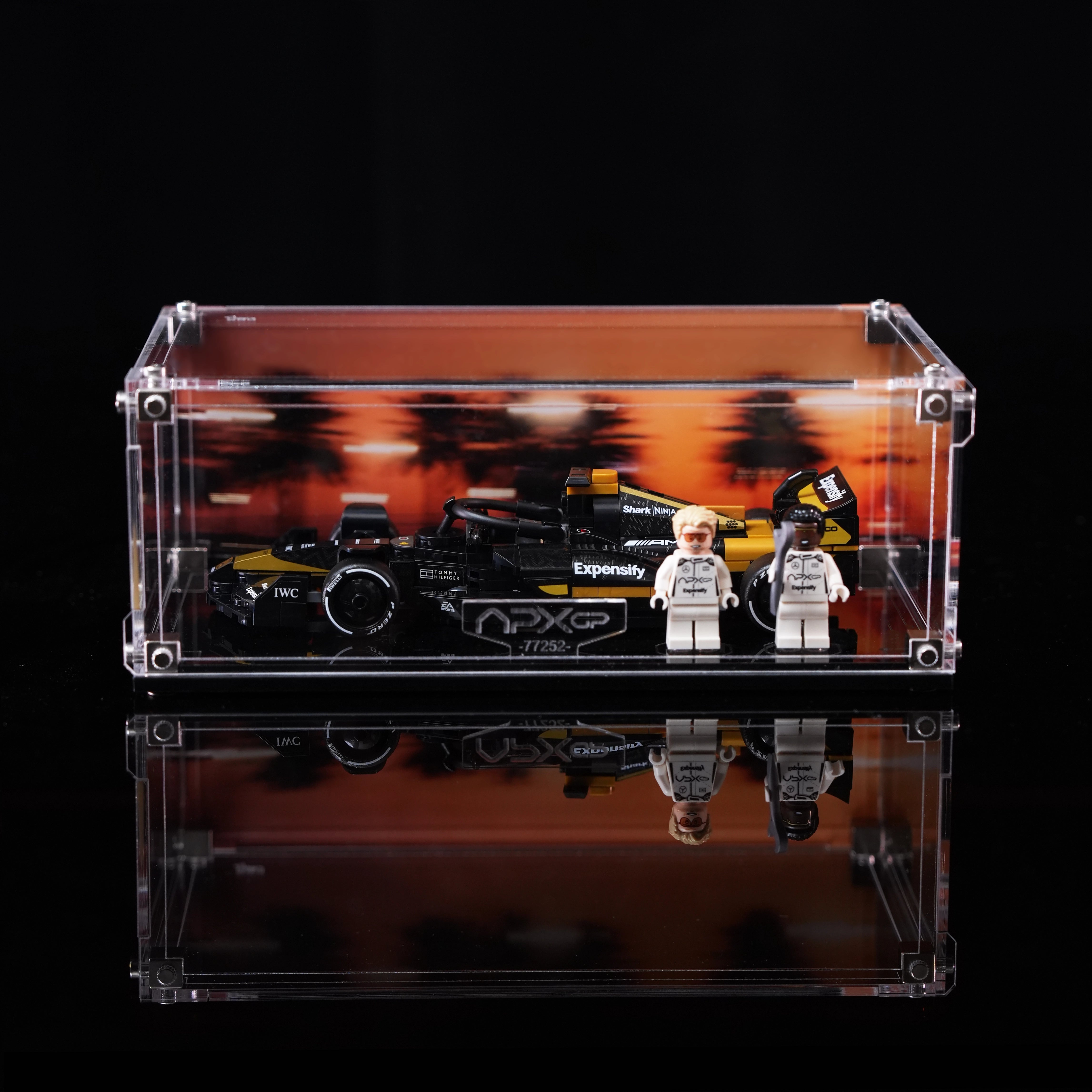 Display case for LEGO® 77252 APXGP Team Race Car from F1® The Movie