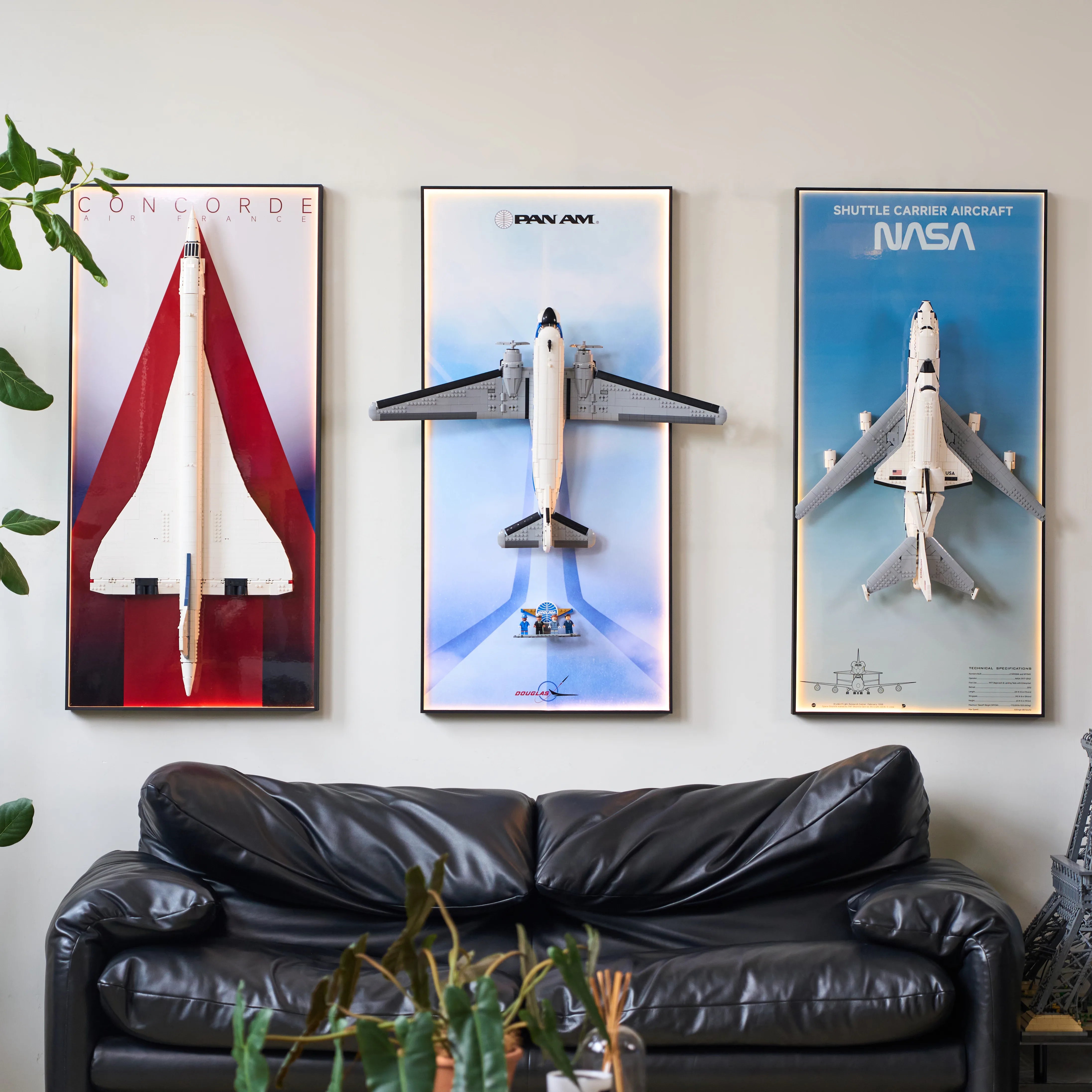 Wall Display Frames For LEGO® Icons  11378  Douglas™ DC-3™ PAN AM® Airliner