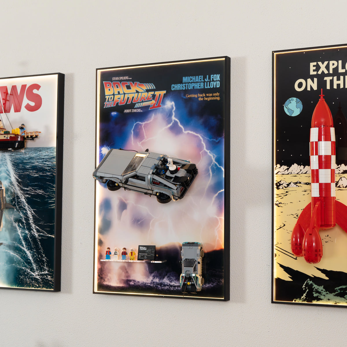 [Custom Acrylic Bracket Included] Wall Display frame for LEGO® ICONS™ Back to the Future Time Machine 77256&10300